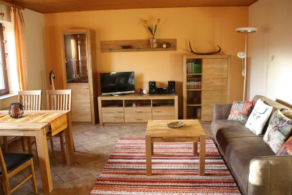 Ferienwohnung Maifeld Wierschem Ngoại thất bức ảnh